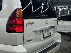 Photo of the vehicle Lexus GX