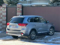 Photo of the vehicle Mitsubishi Outlander