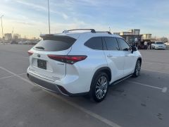 Сүрөт унаа Toyota Highlander