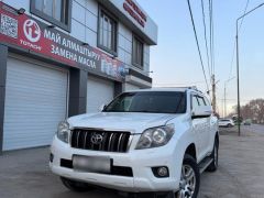 Сүрөт унаа Toyota Land Cruiser Prado