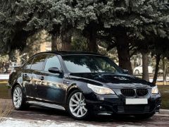 Photo of the vehicle BMW 5 Series