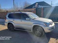 Photo of the vehicle Lexus GX