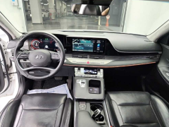 Photo of the vehicle Hyundai Grandeur