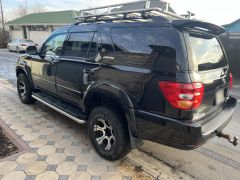 Фото авто Toyota Sequoia