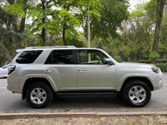 Photo of the vehicle Toyota 4Runner