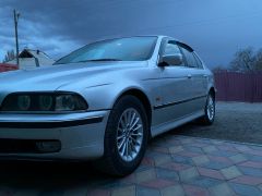 Photo of the vehicle BMW 5 Series