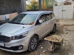 Photo of the vehicle Kia Carnival