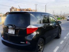 Сүрөт унаа Toyota Ractis