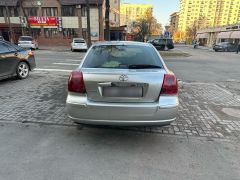 Сүрөт унаа Toyota Avensis