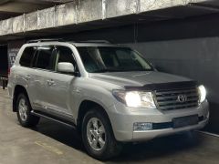 Photo of the vehicle Toyota Land Cruiser