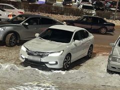 Сүрөт унаа Honda Accord