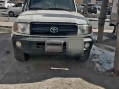 Photo of the vehicle Toyota Land Cruiser