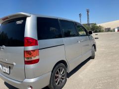 Photo of the vehicle Toyota Noah