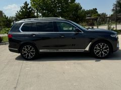 Фото авто BMW X7