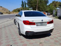 Photo of the vehicle BMW 5 Series