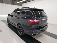 Сүрөт унаа BMW X7