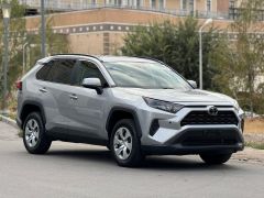 Сүрөт унаа Toyota RAV4