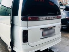 Фото авто Nissan Elgrand