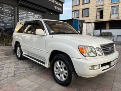 Photo of the vehicle Lexus LX