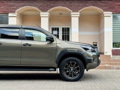 Сүрөт унаа Toyota Hilux