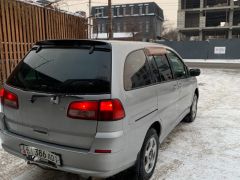 Photo of the vehicle Nissan Liberty