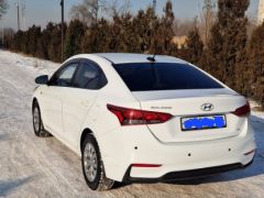 Photo of the vehicle Hyundai Solaris