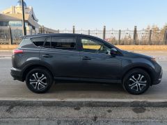 Сүрөт унаа Toyota RAV4