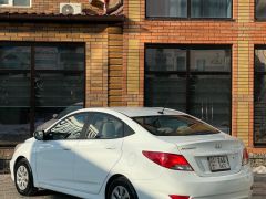 Photo of the vehicle Hyundai Accent