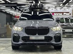 Photo of the vehicle BMW X5