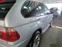 Photo of the vehicle BMW X5