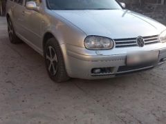 Photo of the vehicle Volkswagen Golf