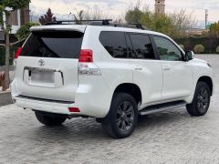 Сүрөт унаа Toyota Land Cruiser Prado