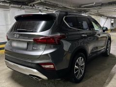 Photo of the vehicle Hyundai Santa Fe