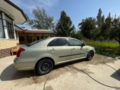 Сүрөт унаа Toyota Avensis