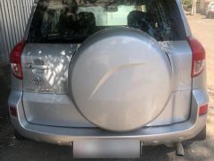 Сүрөт унаа Toyota RAV4