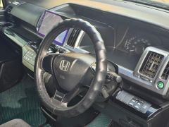 Фото авто Honda Stepwgn