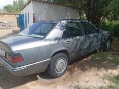 Photo of the vehicle Mercedes-Benz W124