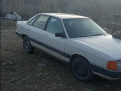 Photo of the vehicle Audi 100