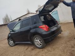 Фото авто Toyota Ist