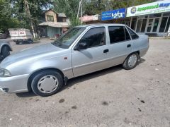 Сүрөт унаа Daewoo Nexia