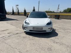 Фото авто Tesla Model 3