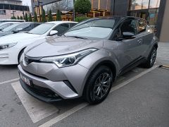 Сүрөт унаа Toyota C-HR