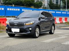 Photo of the vehicle Kia Sorento