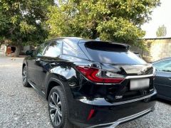 Photo of the vehicle Lexus RX