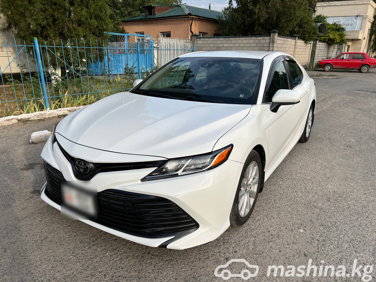 Купить Toyota Camry в Бишкеке, 2018 год, 20 000 $.