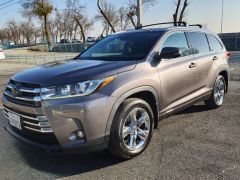 Фото авто Toyota Highlander