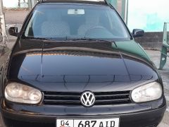 Фото авто Volkswagen Golf