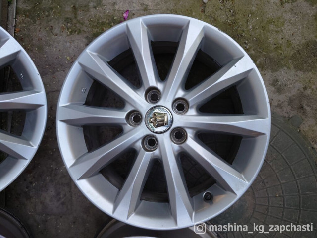 Wheel rims - R17 Toyota Crown