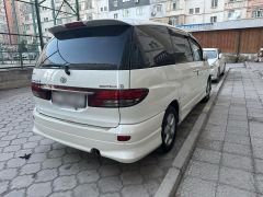 Фото авто Toyota Estima