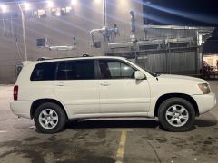 Photo of the vehicle Toyota Highlander